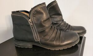 Natural Soul Women's Black Ankle Boot Size 11 Comfortable (Zipper Accent)